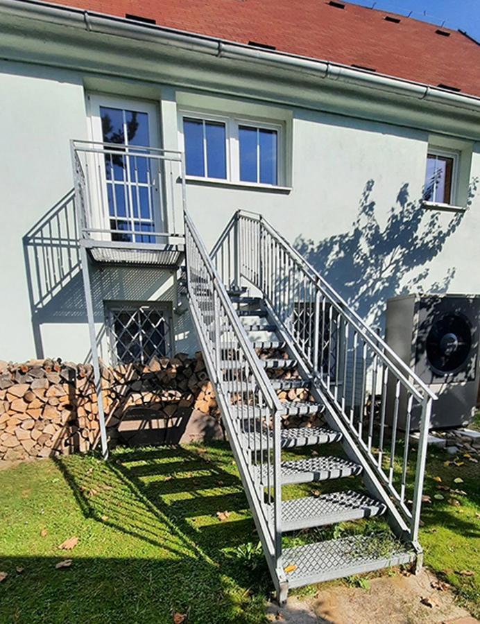 Hostka  Apartman Franz Josef מראה חיצוני תמונה